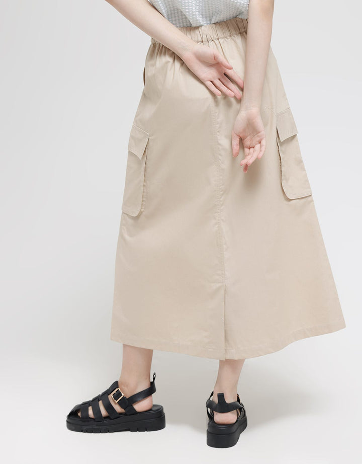 Details of A Line Midi Skirt With Big Pocket