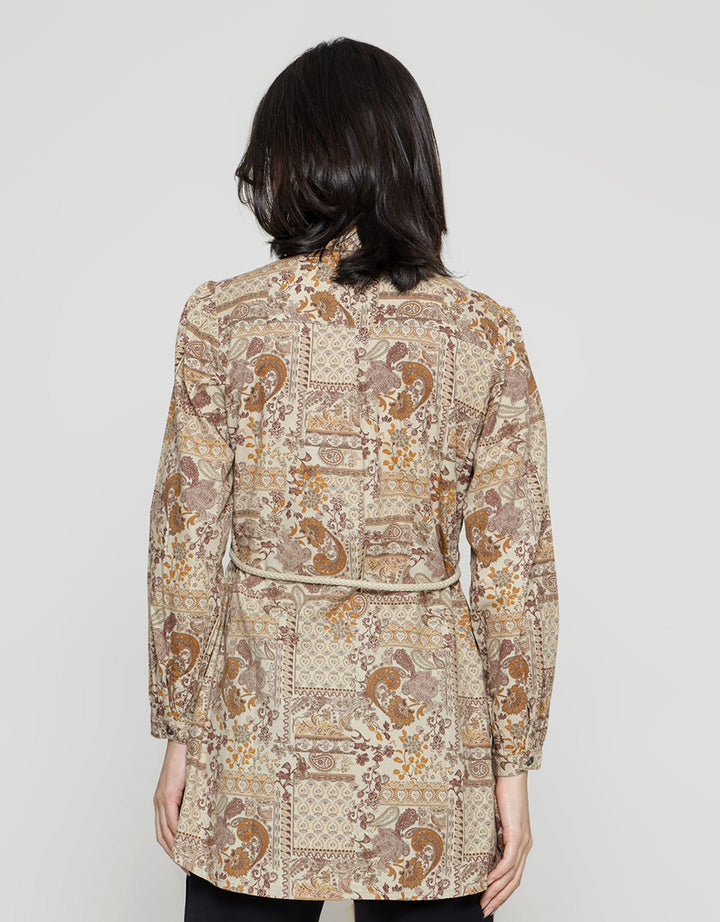 Expand Olatte Blouse