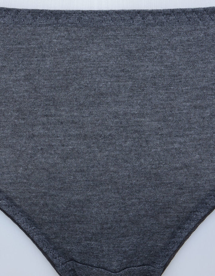 St. Yves Plain Zig Zag Panties Contents 3