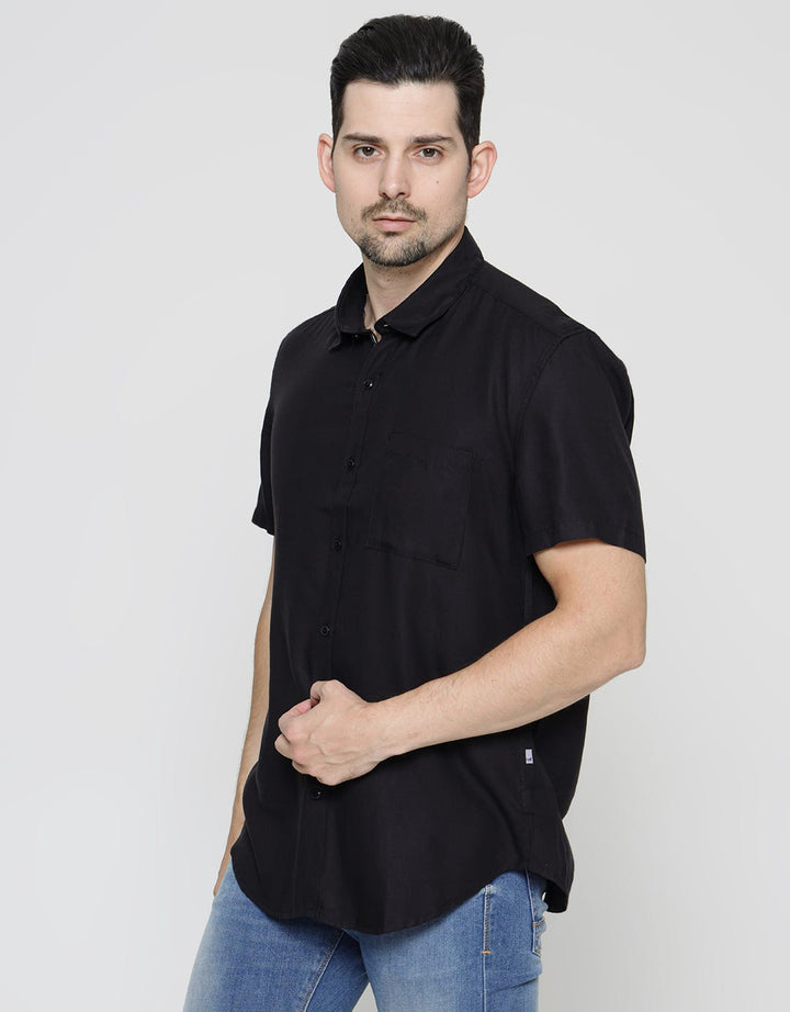 Andrew Smith Kemeja Basic