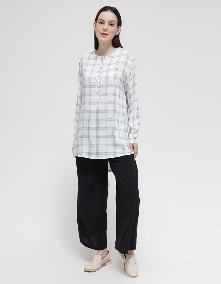 Details of Long Pants Cullote With Double Line Button And String