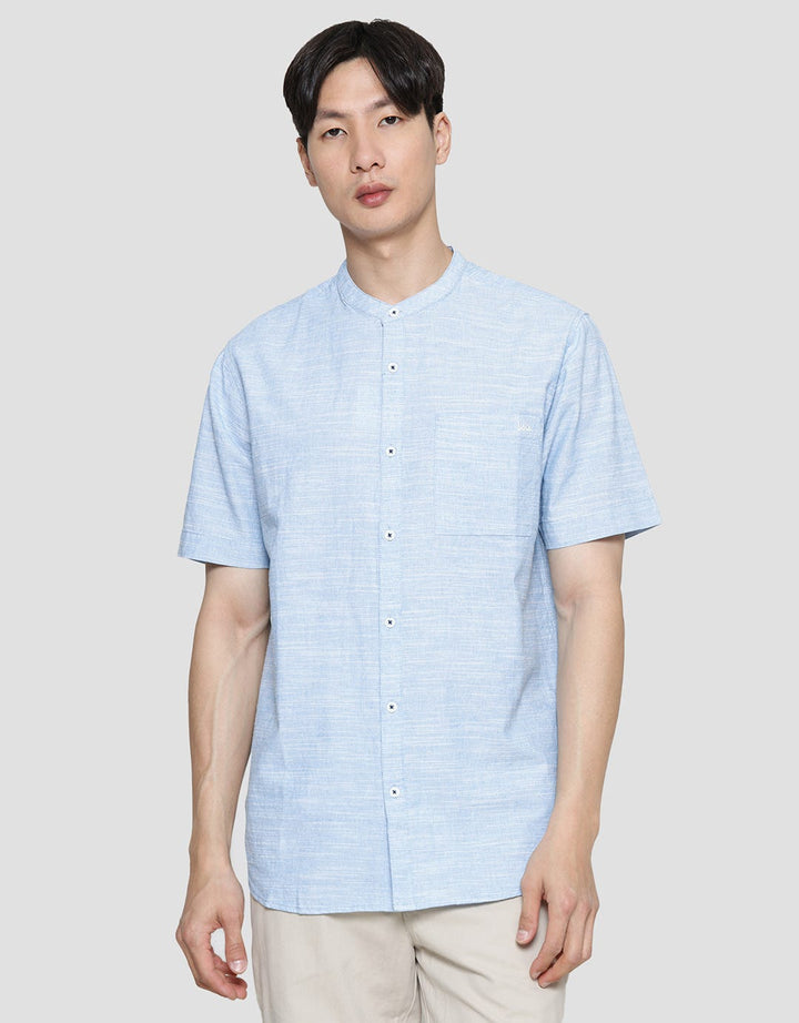 Lois Kemeja Koko Plain Pria