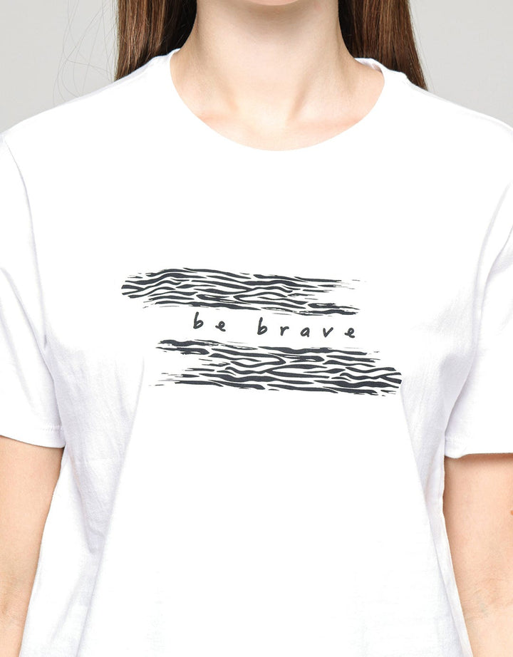 Details Be Brave Animal Print Kaos Wanita