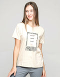 Details Tee Animal Polaroid Kaos Wanita