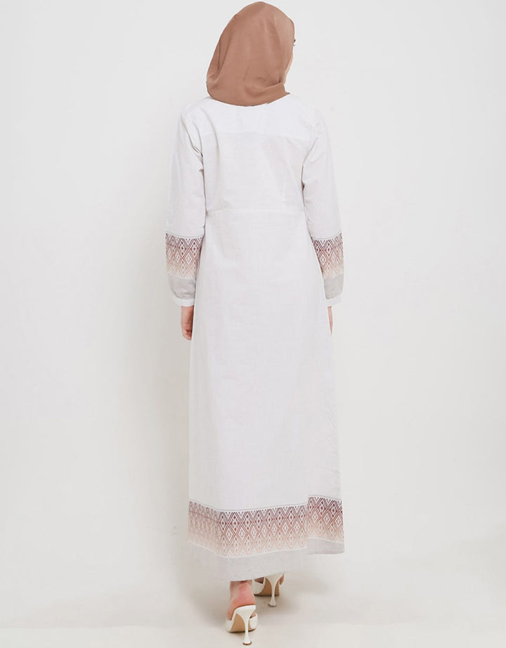 Intresse Zinnia Gamis Wanita