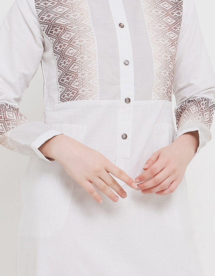 Intresse Zinnia Gamis Wanita