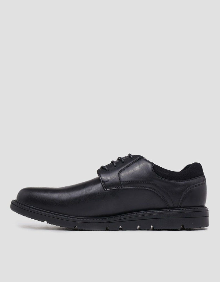 Cole Sepatu Oxford Pria