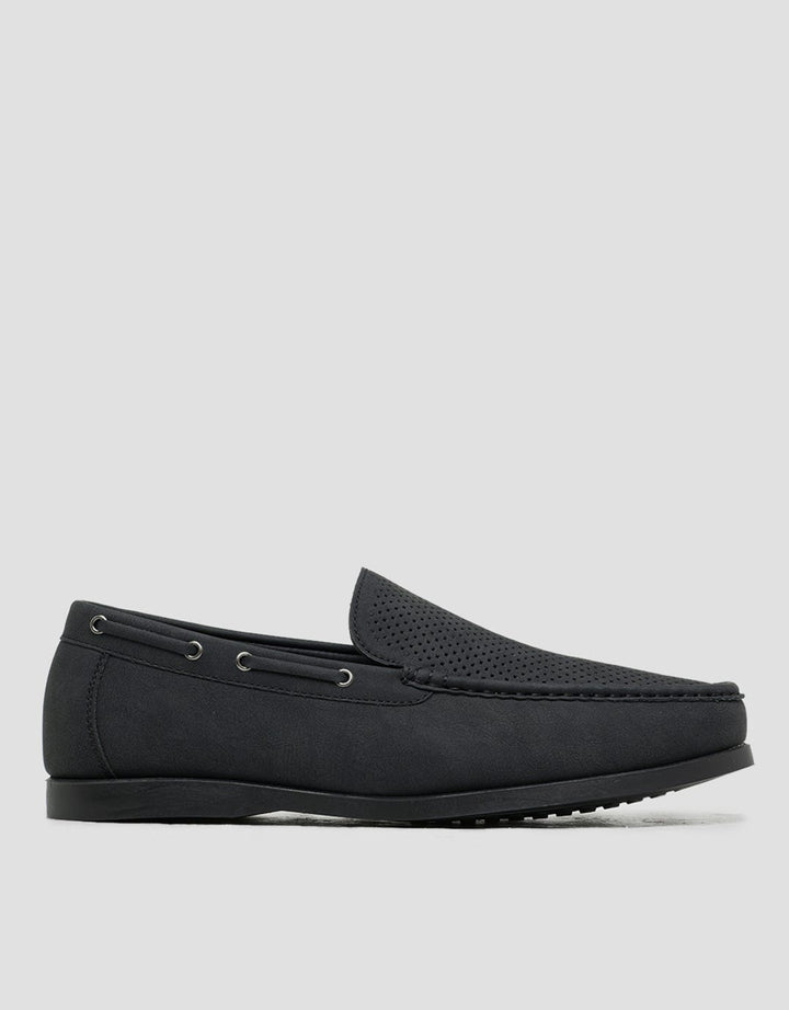 Cole Moccasin Shoes Pria