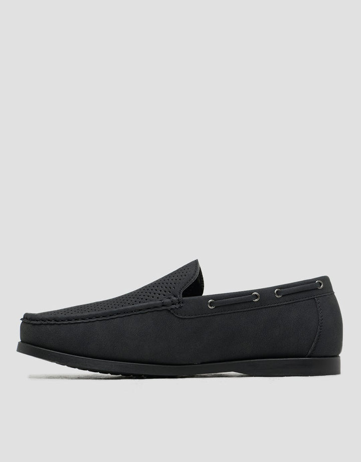 Cole Moccasin Shoes Pria
