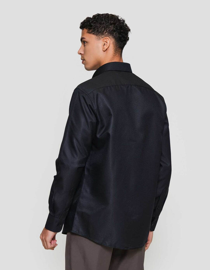 Cole Slim Fit Texture Wafle Kemeja Lengan Panjang Pria