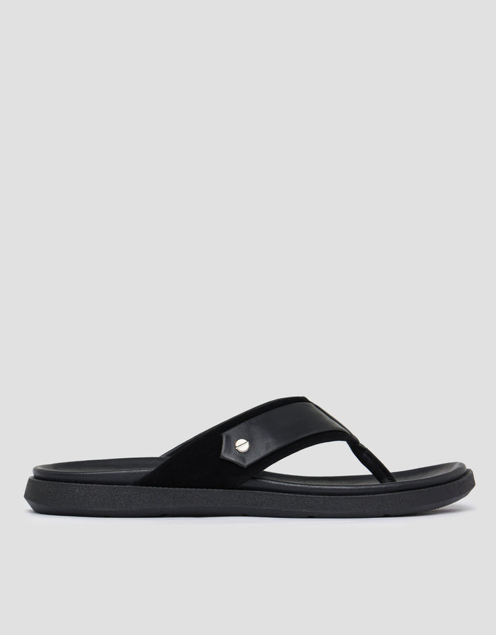 Cole Isaac Sandal Flip Flop Pria