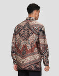 Arjuna Weda Regular Fit Mega Mendung Kemeja Batik Pria