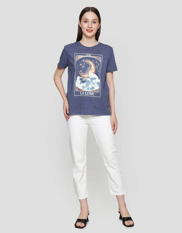 Nevada Comb Astronomy Kaos Lengan Pendek Wanita