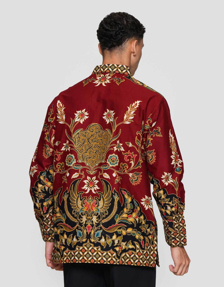 Arjuna Weda Body Fit Print Gurdo Kemeja Batik Pria