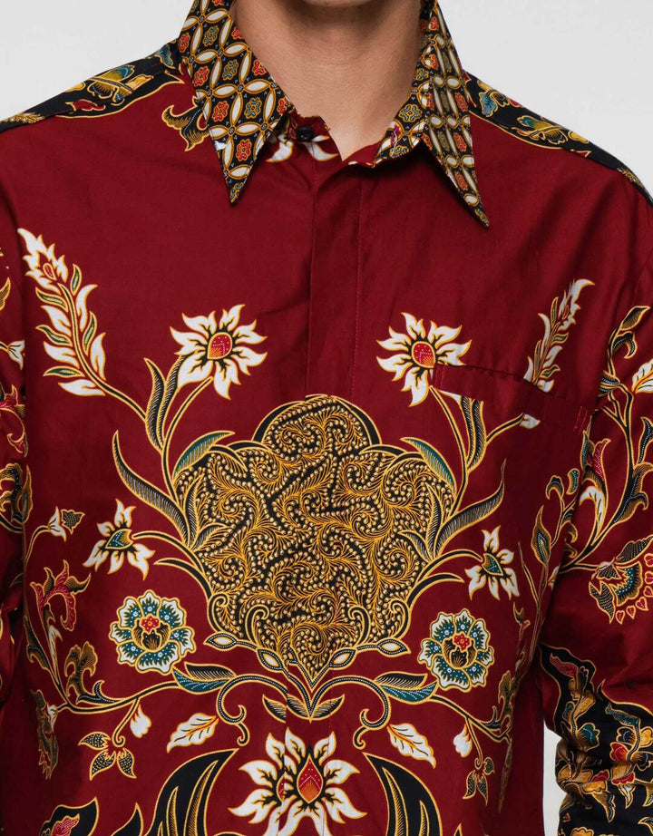 Arjuna Weda Body Fit Print Gurdo Kemeja Batik Pria