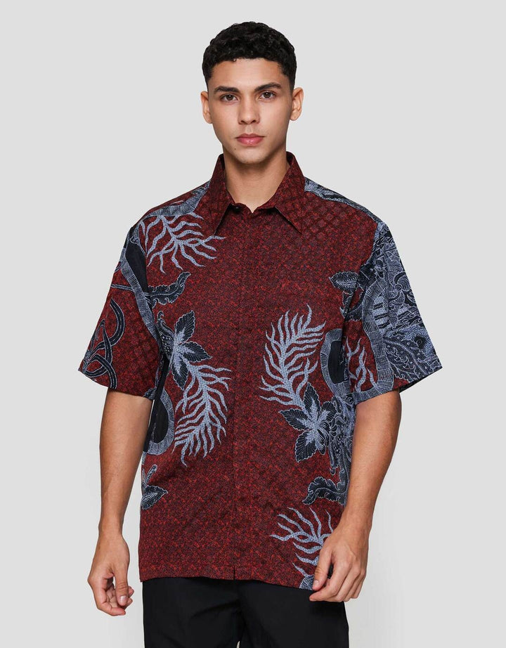 Arjuna Weda Hem Regular Fit Pasung Keris Kemeja Batik Pria