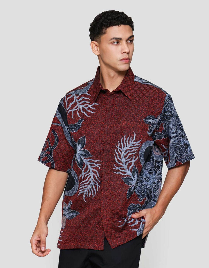 Arjuna Weda Hem Regular Fit Pasung Keris Kemeja Batik Pria