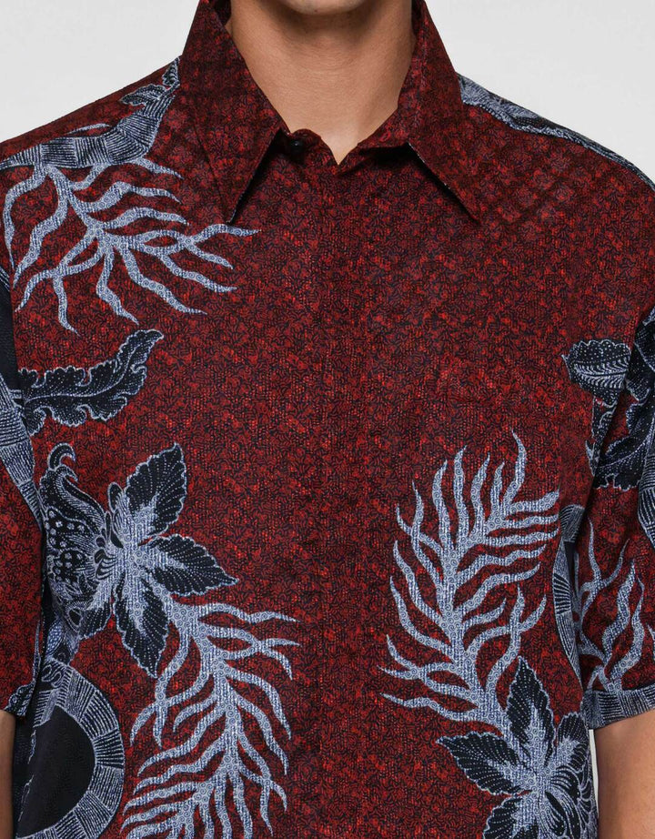 Arjuna Weda Hem Regular Fit Pasung Keris Kemeja Batik Pria