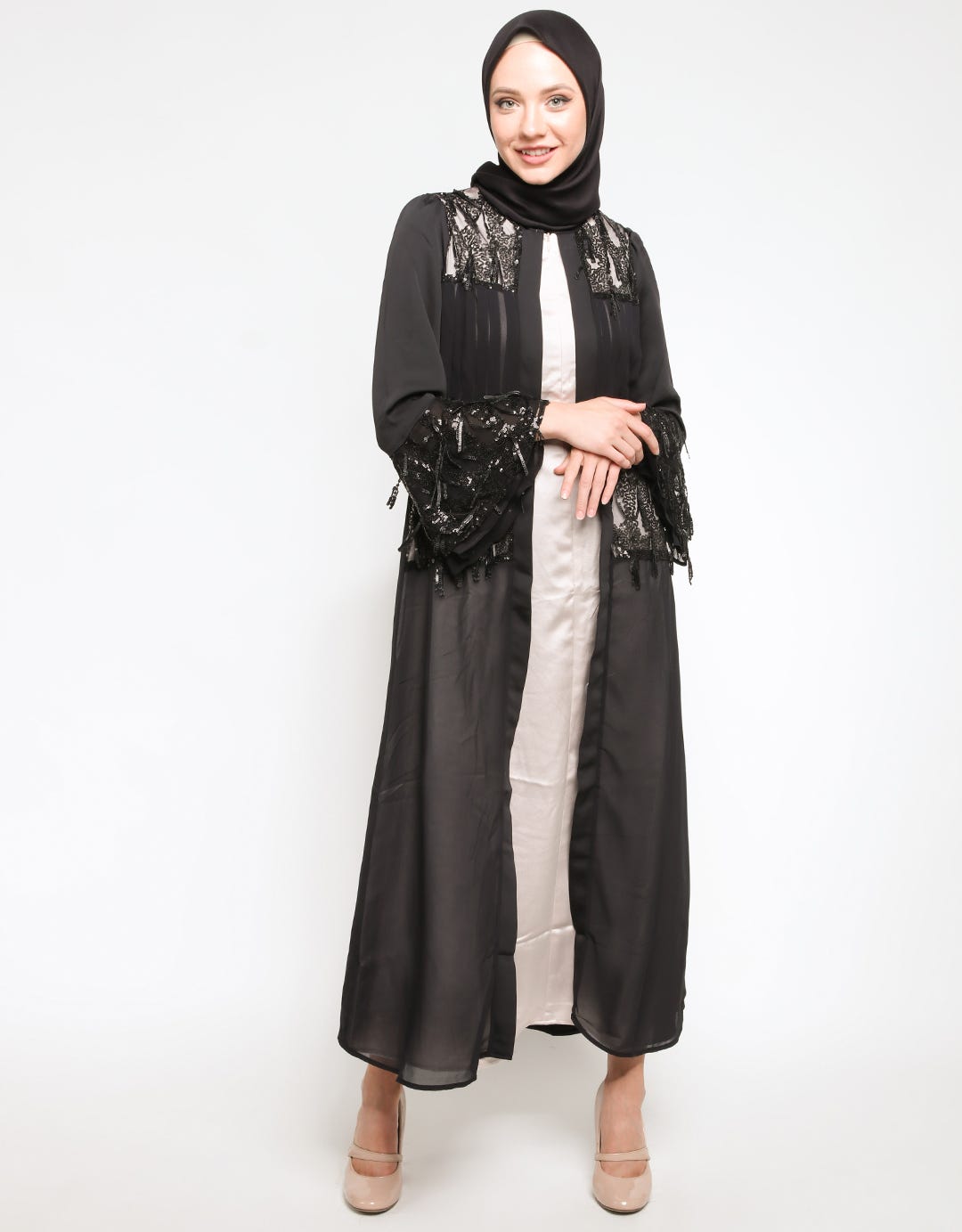 Cardinal Femme Gamis Embroidery Detail
