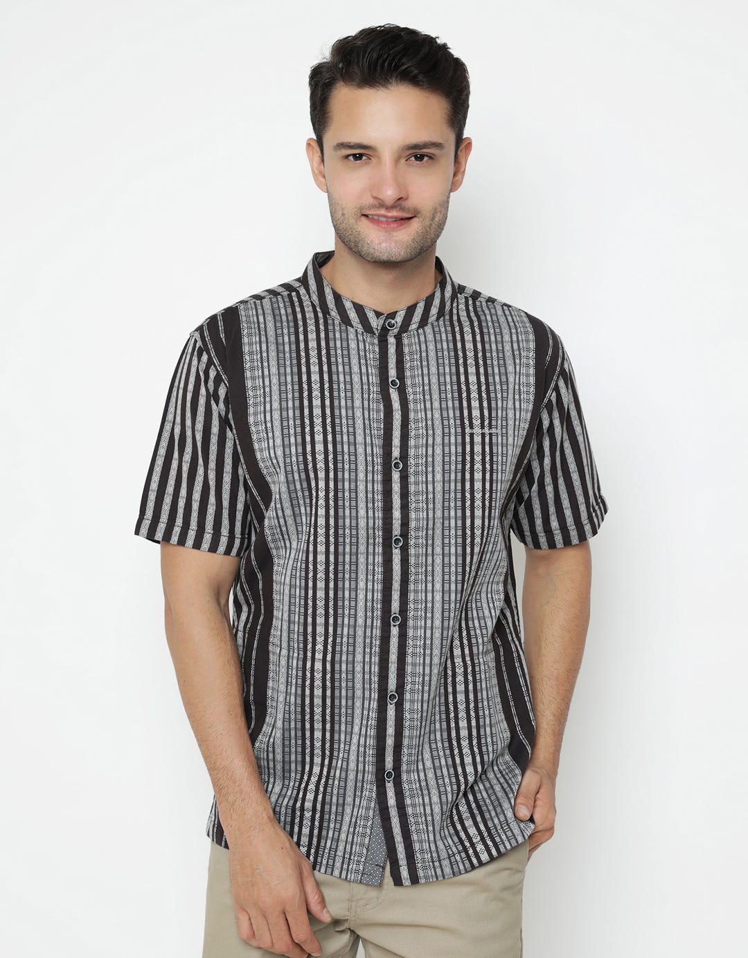 Cardinal Casual Men Kemeja Koko Cotton