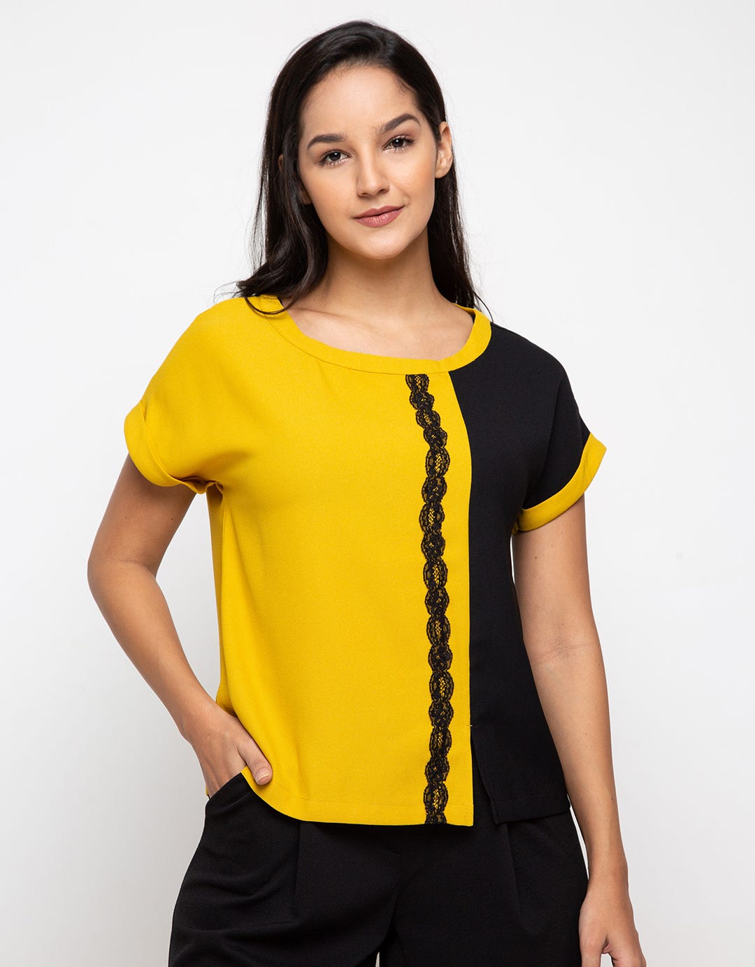 Minimal Color Block T-Shape Top -