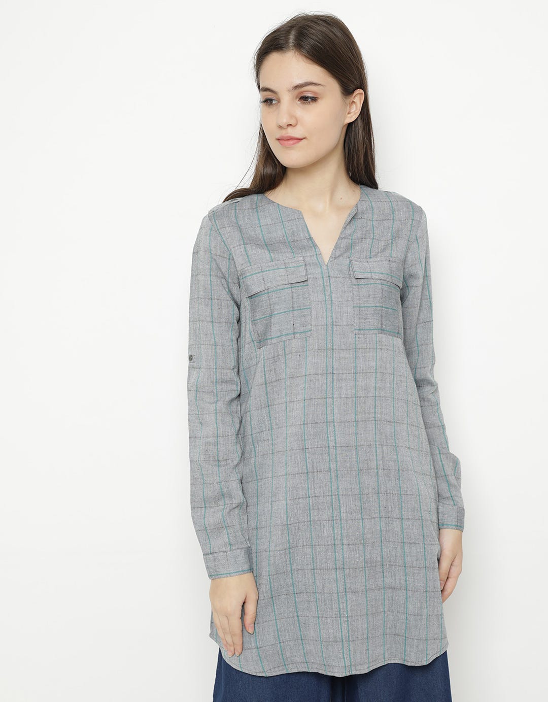 Sophistix Kalin Long Top