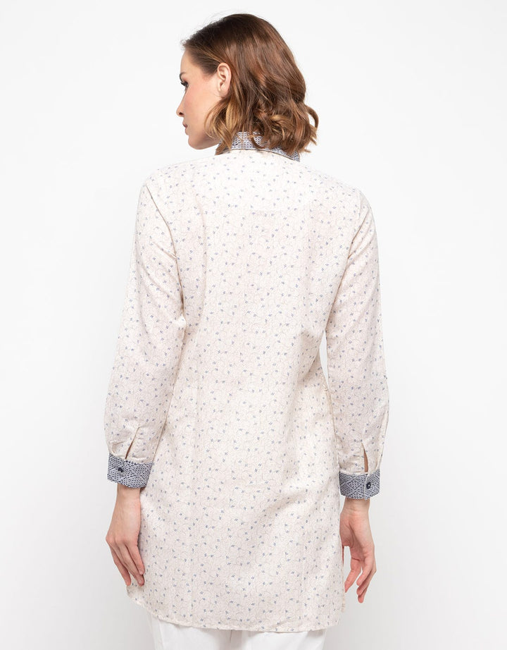 Triset Tops