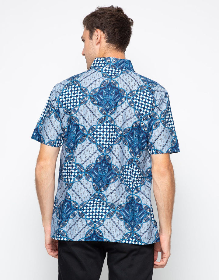 Bali Lestari Kemeja Batik Lengan Pendek Pria