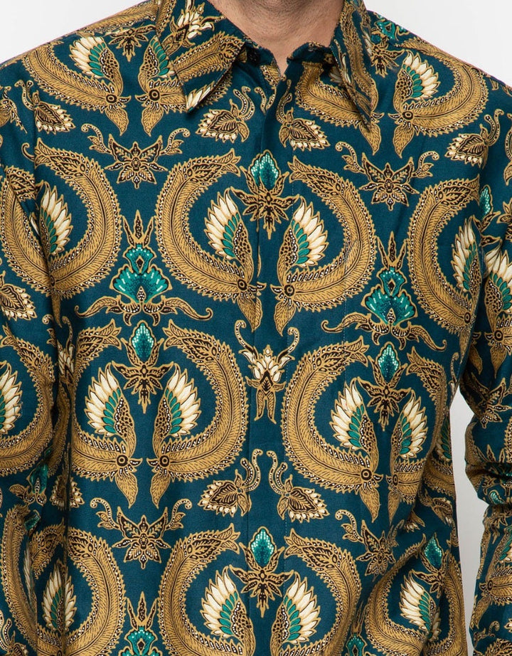 Arjuna Weda Kemeja Batik Sayap