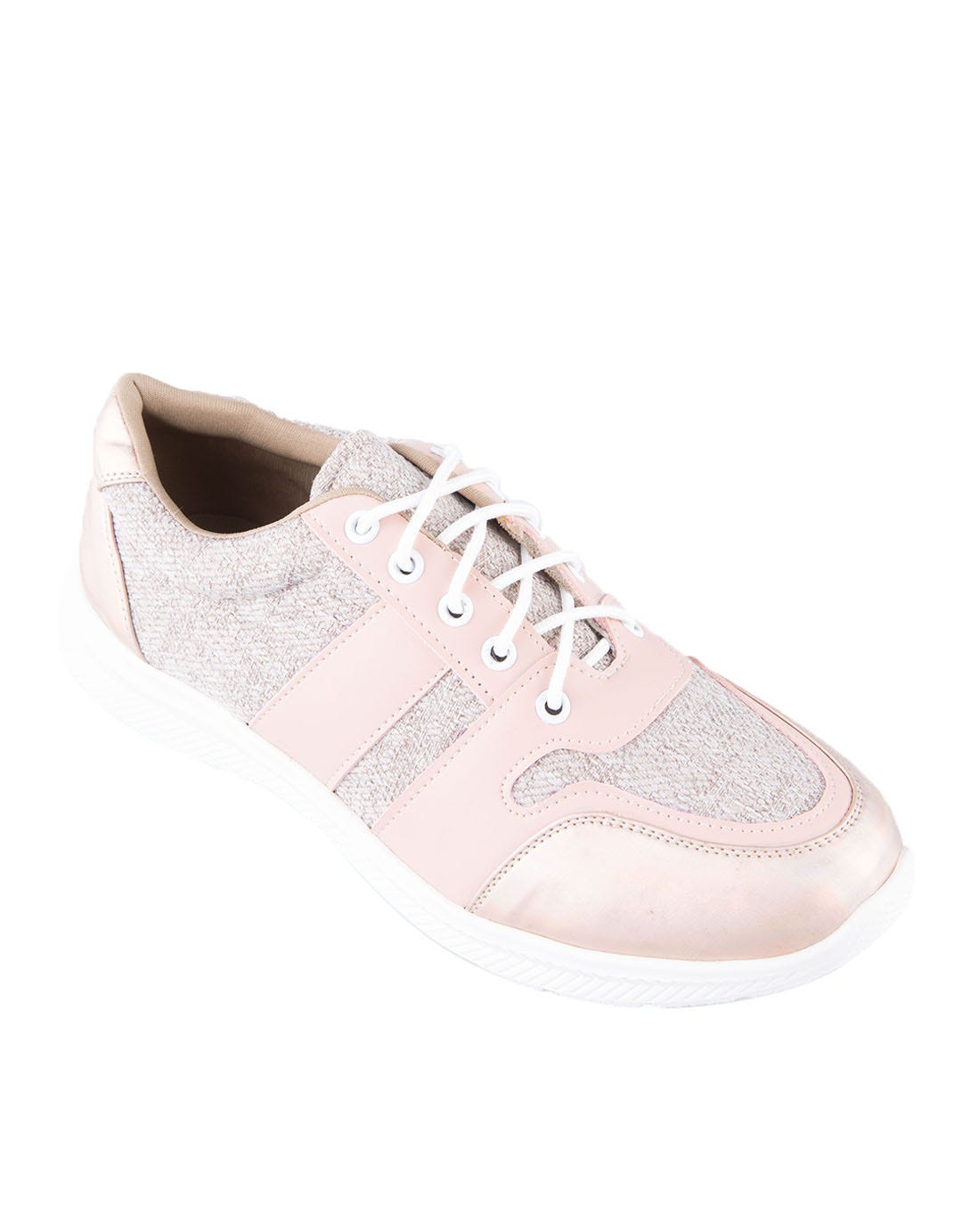 Yongki Komaladi Stevany Sneakers