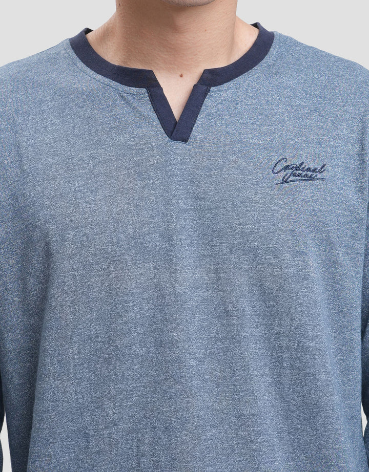 Cardinal Jeans V-Neck Kaos Lengan Panjang Pria