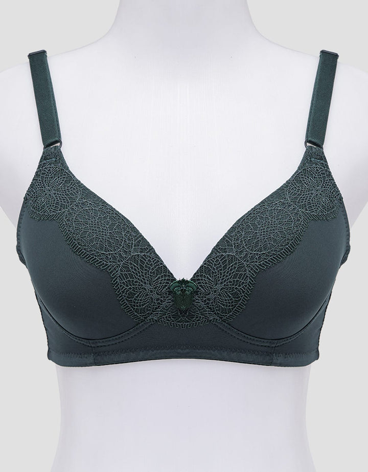 St. Yves Non Push Up Regular Bra Wired Lace