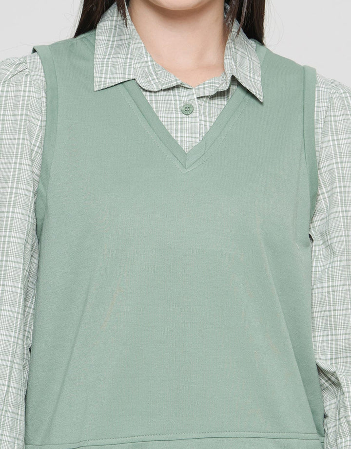 Expand Orvy Blouse Wanita