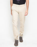 Details Celana Panjang Chinos Non Stretch