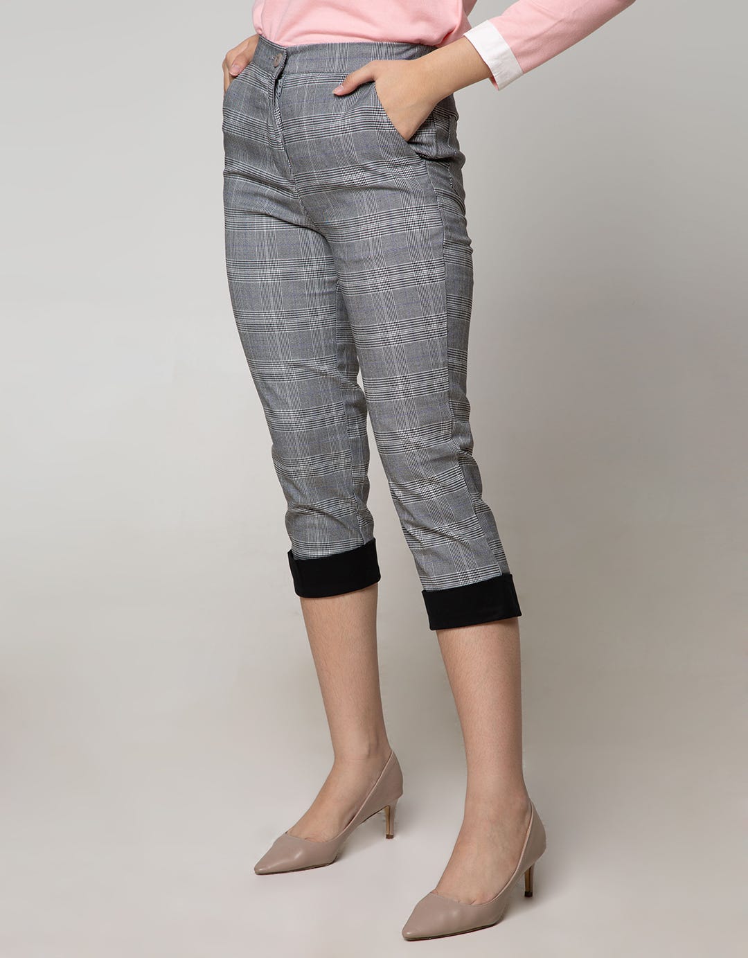 LONG PANTS ROLLED UP