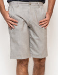Cardinal Formal Celana Pendek Pria Bermuda Plaid