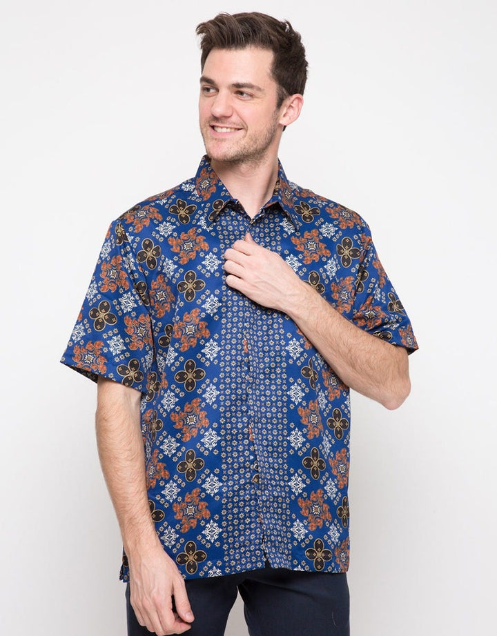 Arjuna Weda Hem Batik Ceplok Kawung