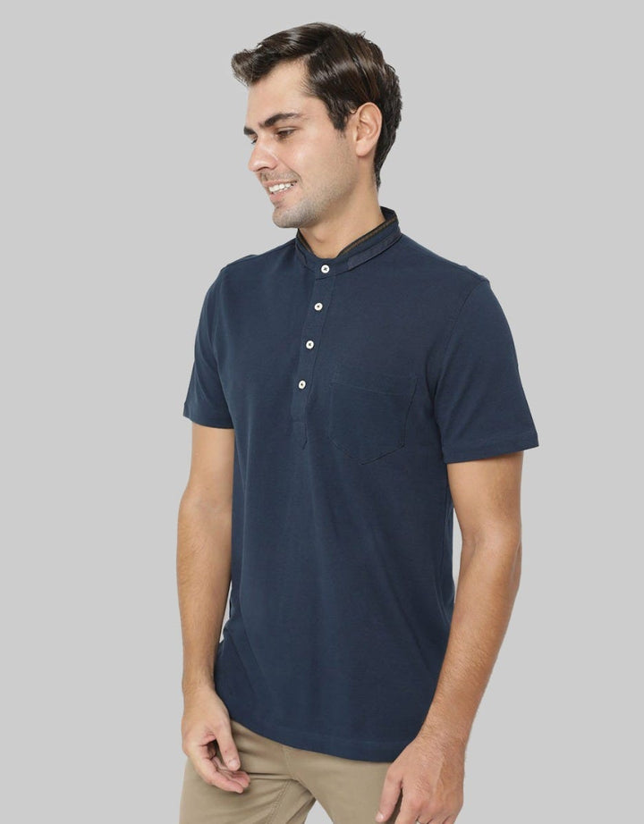 MOC Kemeja Koko Lengan Pendek Slim Fit Louttou