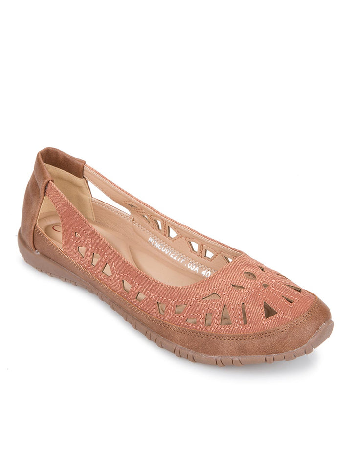 Cardinal Sepatu Sneakers Mikaela