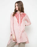 Triset Embroidery Classic Blouse Women