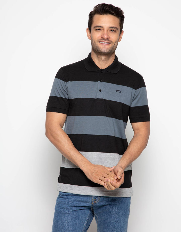 Oto Ono Kaos Motif Salur