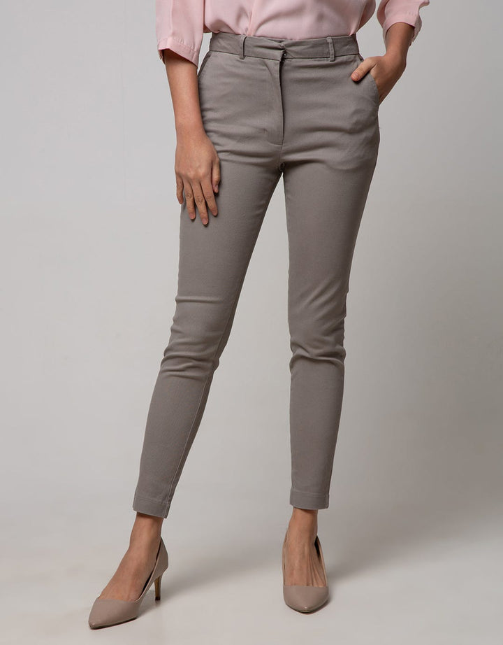Geela Slim Fit Pant