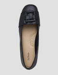 St. Yves Ballerinas Woman Round Toe Belt Accent