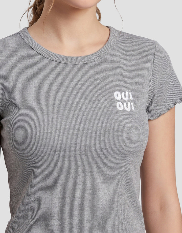 She'sense Oui Broderie Kaos Wanita
