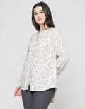 Expand Vrenda Blouse Wanita