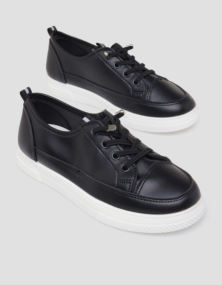 Yongki Komaladi Casual MCL Sepatu Sneakers Wanita