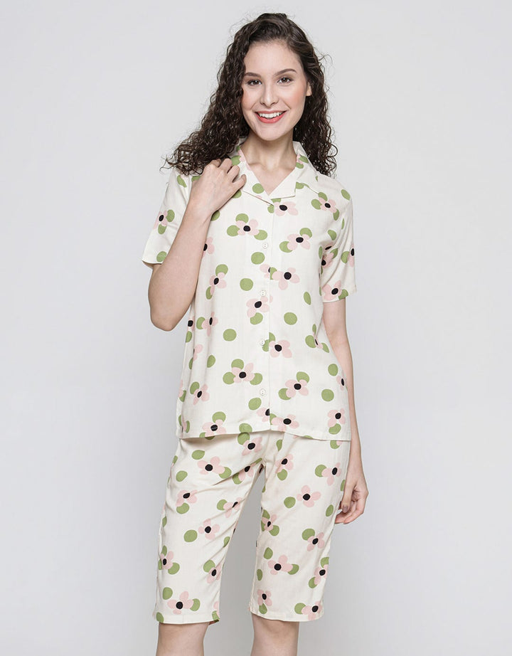 Nevada Short Sleeve Pyjama Capri Polka Flower