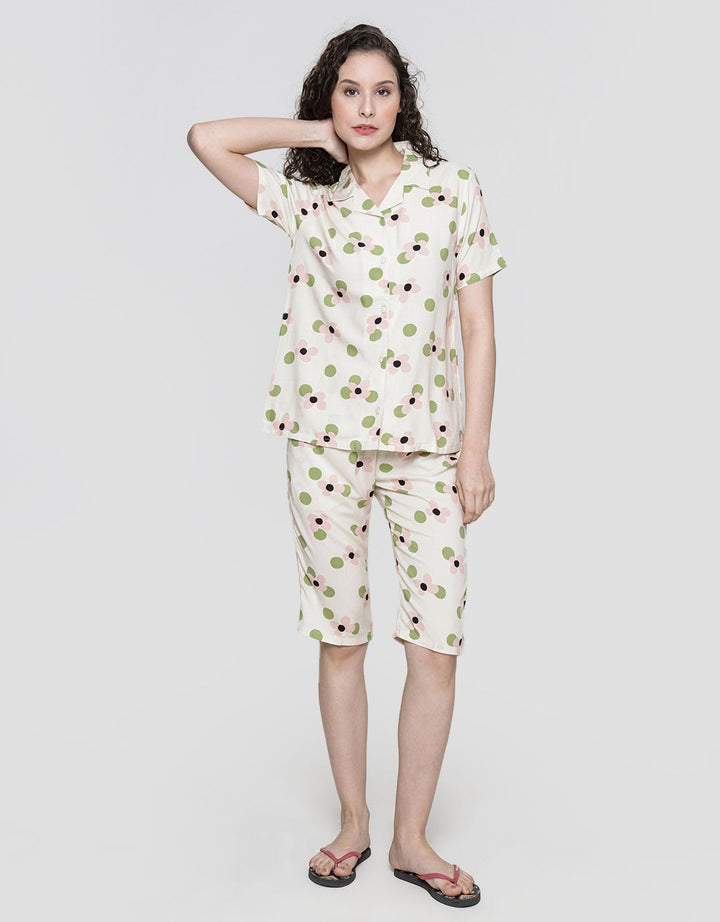 Nevada Short Sleeve Pyjama Capri Polka Flower