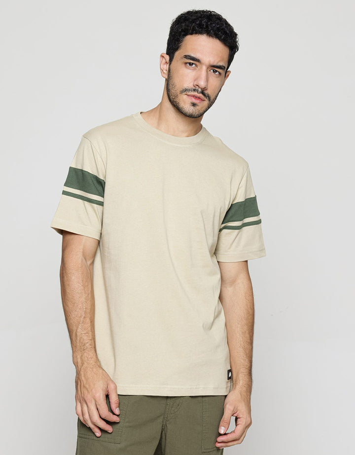 American Jeans Color Block Sleeve Kaos Pria