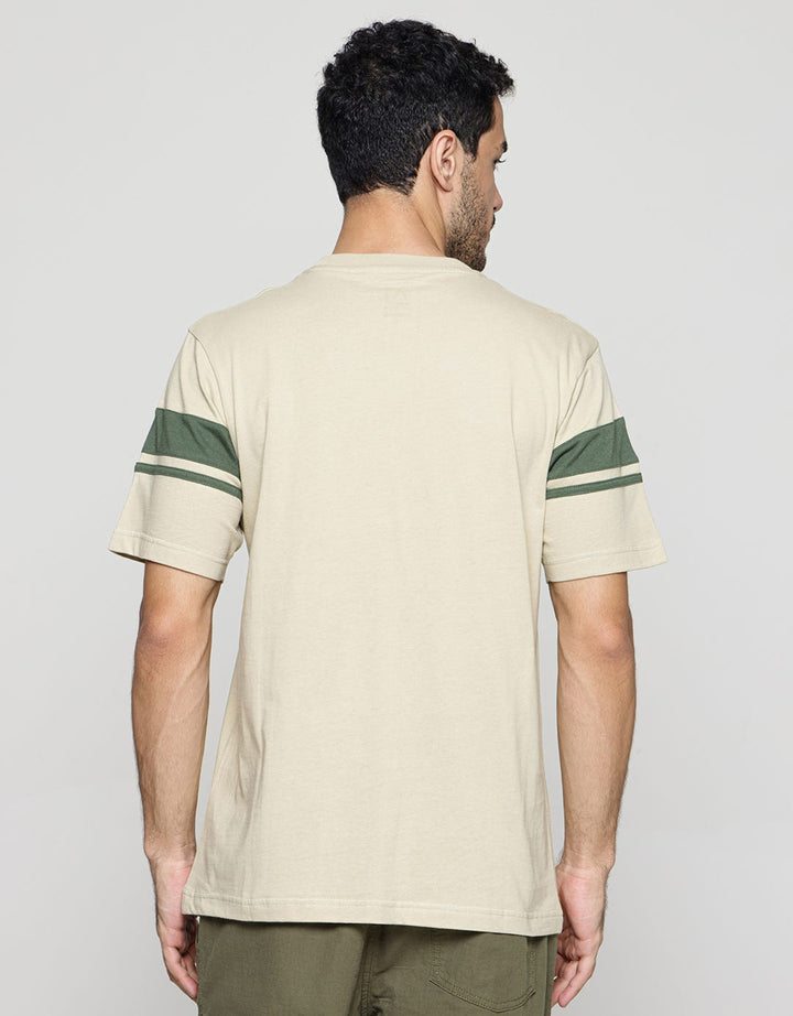 American Jeans Color Block Sleeve Kaos Pria